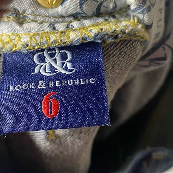 Rock & Republic | Roskilde Denim Capri’s - Picture 4 of 8